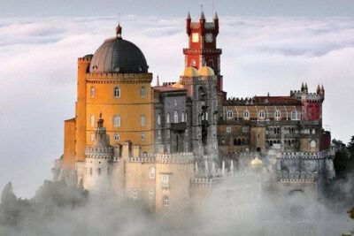 Pena Palace, Regaleira,Cascais Private Tour All Tickets Included - Getting to Sintra: comfort on the road, plus the uphill reality