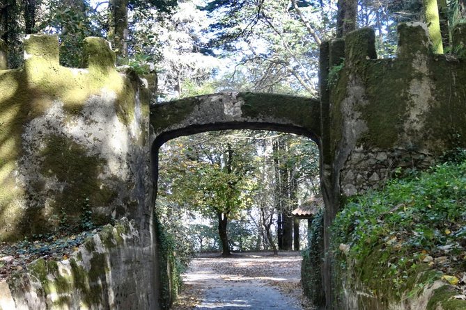 Pena Palace, Regaleira,Cascais Private Tour All Tickets Included - Sintra town center free time: the smart way to use 1.5 hours for lunch