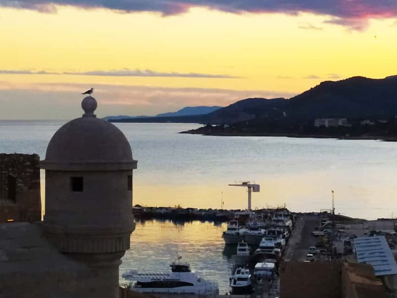 Peñiscola: Castle & Walled City Spanish Guided Tour - Peñíscola in 2 hours: why this works