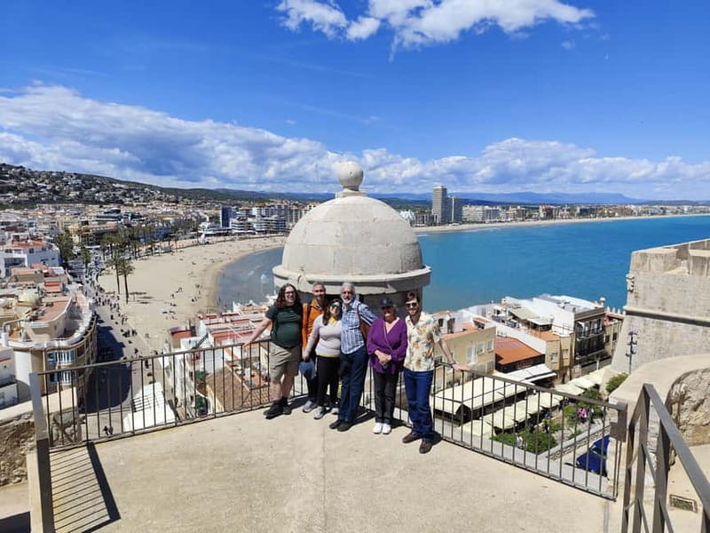 Peñiscola: Castle & Walled City Spanish Guided Tour - The guided town walk: architecture, sea angles, and easy photo rhythm