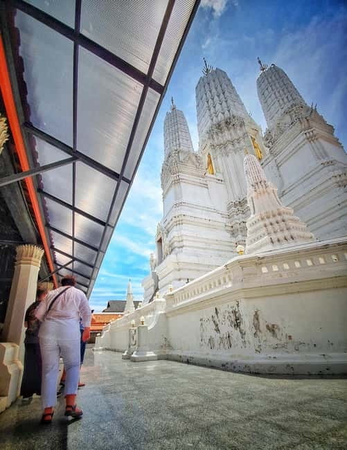 Petchaburi Temples & Royal Palace - small Join Group Tour - Key things that make this tour worth your time