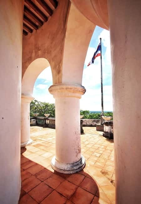 Petchaburi Temples & Royal Palace - small Join Group Tour - Khao Wang Hill and the Summer Palace of King Rama V