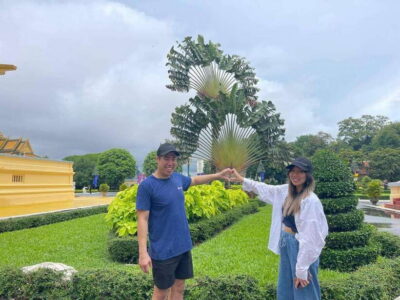 Phnom Penh: Royal Palace, S21, Killing Fields & More Tour - Morning Start: Grandma Penh, Wat Phnom, and the Sacred Naming Story