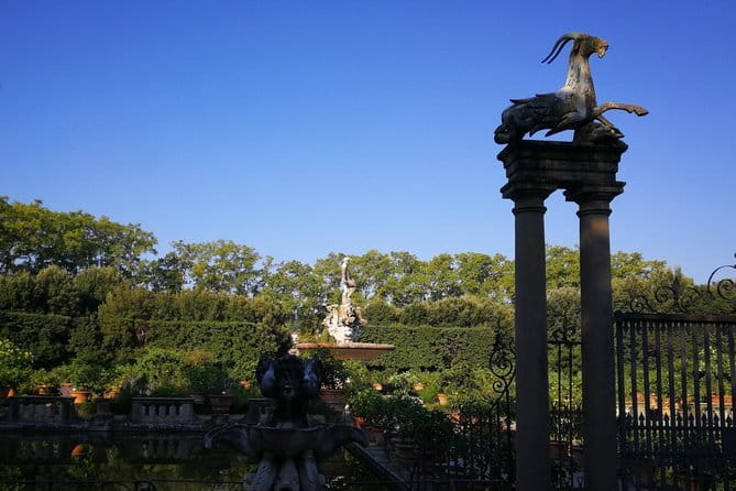 Pitti Palace, Boboli Garden & Palatina Gallery Guided Tour - Palazzo Pitti as a Perfect Starting Lineup