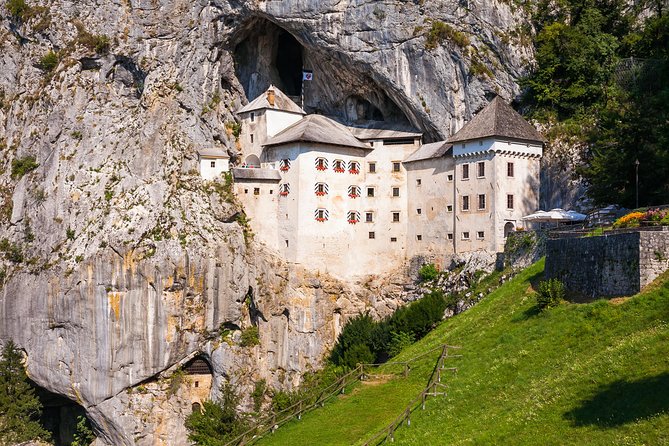 Postojna Cave and Castle Small-Group Day trip from Ljubljana - Guide and Group Size: When Small Helps (and When It Doesn’t)