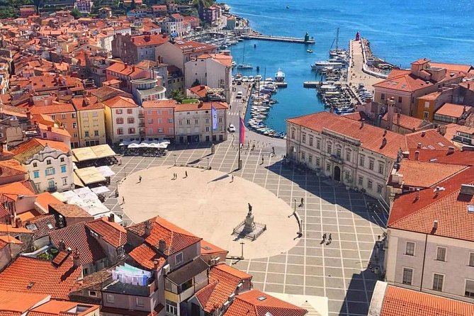Postojna cave, Predjama castle and Piran tour from Ljubljana - One-day triple: caves, a cliff castle, and the Adriatic town