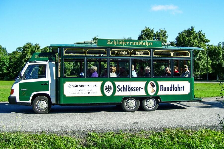 Potsdam: City and Castles Tour - Cecilienhof Castle Grounds and the Forbidden City Story