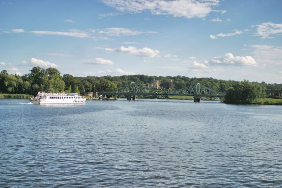 Potsdam: Palace Tour by Boat - Glienicke Bridge: the border story told from the river
