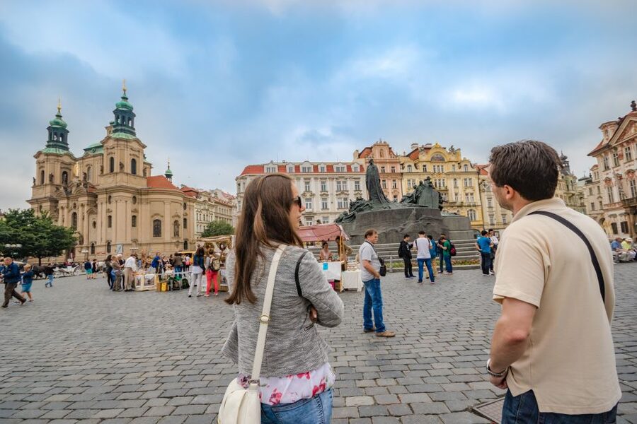 Prague: 3-Hour Walking Tour of Old Town & Prague Castle - Key takeaways before you go