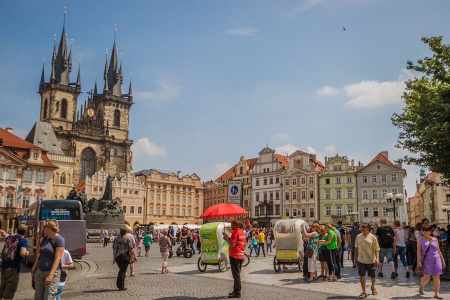 Prague: Big Bus Hop-on Hop-off, Castle Tour and River Cruise - Vltava River cruise from pier 17: the view lesson Prague gives you