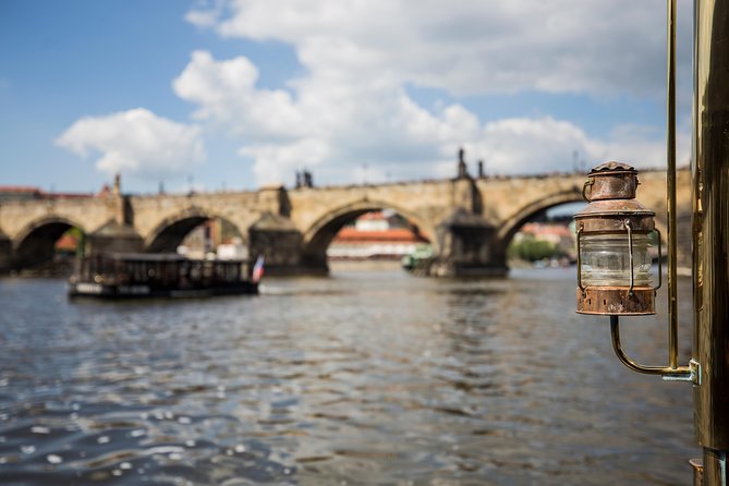 Prague Castle and Canal River Boat Tour - Why This Afternoon Castle-and-Canal Plan Works