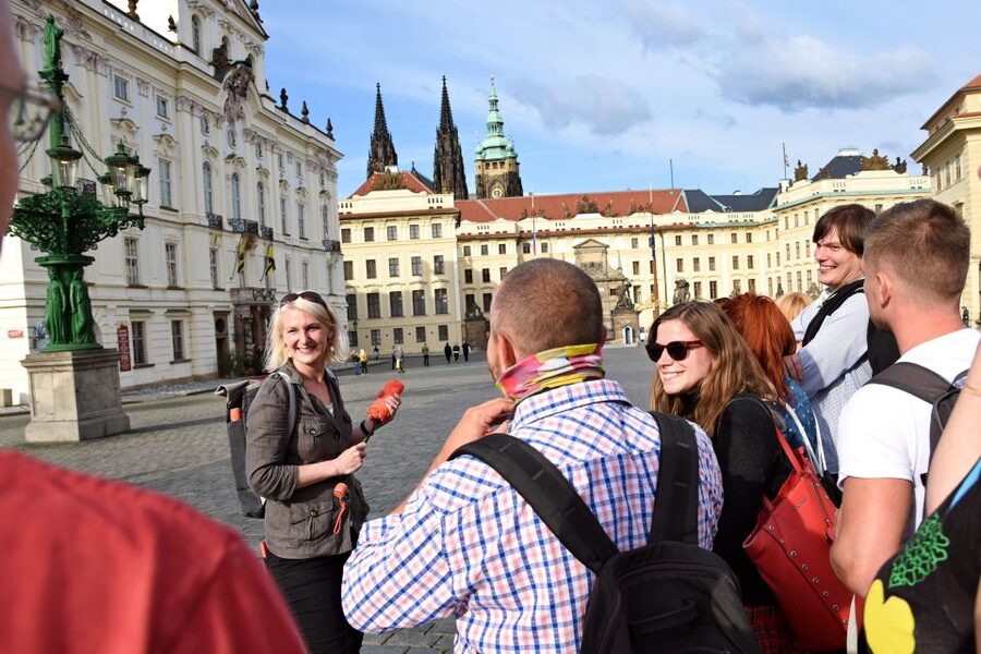 Prague: Castle and Jewish Quarter Tour - Walking Comfort, Timing, and How to Not Feel Rushed