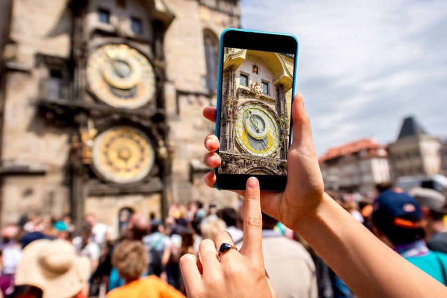 Prague: Castle and Jewish Quarter Tour - Prague Castle by Tram: The Best Way to Gain Elevation Without Stress