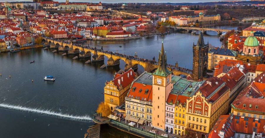 Prague: Castle and Jewish Quarter Tour with Cruise and Lunch - Price and value: why $100 can make sense (and when it might not)
