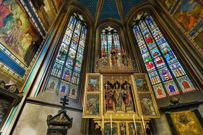 Prague Castle and Lobkowicz Palace entrance tickets - Price and value: is $39.65 a good deal?