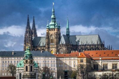 Prague Castle and Lobkowicz Palace entrance tickets - Lobkowicz Palace audio tour: art, arms, and family storytelling