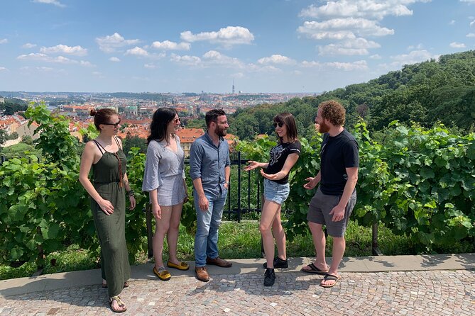 Prague Castle and Pubs Tour with Drinks Included - Price and Value: Getting Four Drinks Plus Castle Time