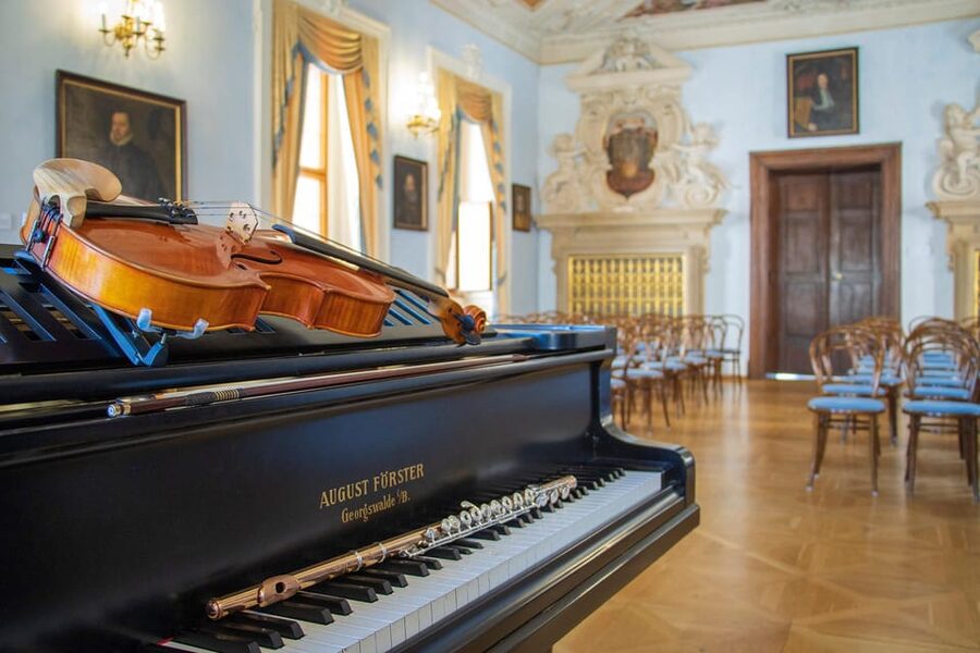 Prague Castle: Midday Classical Concert at Lobkowicz Palace - What you’ll hear: a sample program from Czech, Baroque, and 19th-century masters