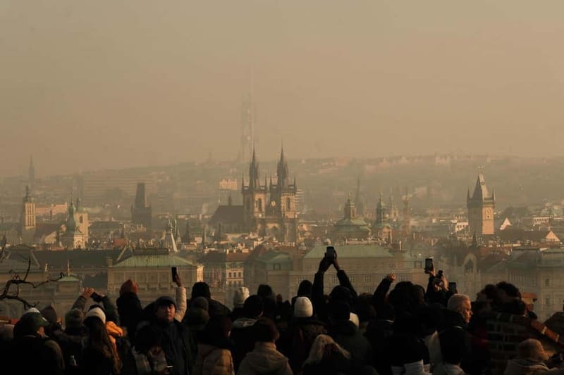 Prague Castle Ticket & Audioguide with Pick-up in GPG Office - Rules, Comfort, and What to Pack for Castle Interiors