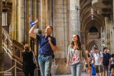 Prague Castle Tour Including Admission Ticket - 2.5 Hour - Lesser Town: the castle story starts before you reach the gates
