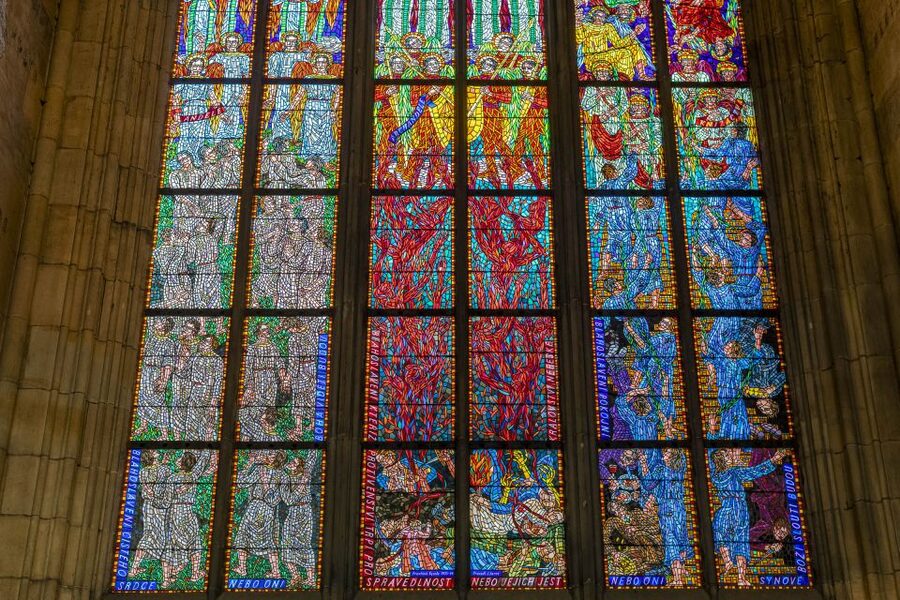 Prague: Castle Tour with Local Guide and Entry Ticket - The Defenestration chamber: a story that started a war