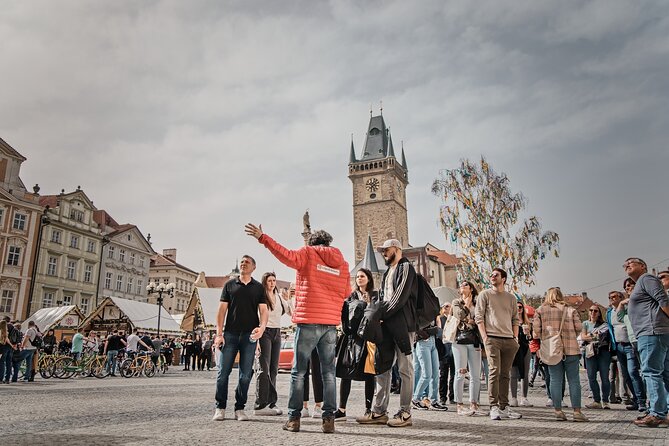 Prague Old Town, River Cruise and Prague Castle Sightseeing Tour Including Lunch - A 45-Minute River Cruise Over Charles Bridge and Prague Castle Views