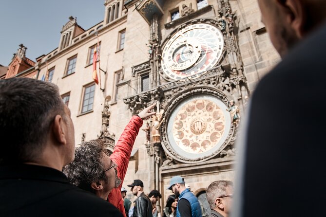 Prague Old Town, River Cruise and Prague Castle Sightseeing Tour Including Lunch - Prague Castle in 45 Minutes: What You’ll See and How to Not Feel Rushed