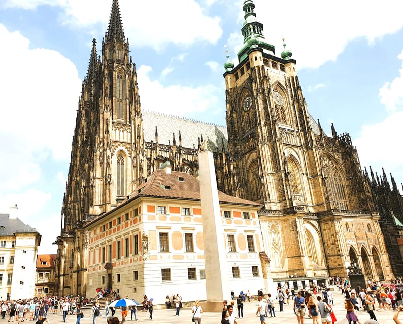 Prague: Skip-the-line Castle Ticket and Optional AudioGuide - Skip-the-line at Prague Castle: what it really fixes