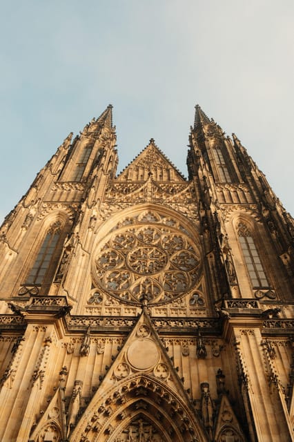 Prague: Skip-the-line Castle Ticket and Optional AudioGuide - Your “self-guided” day: the online audioguide approach