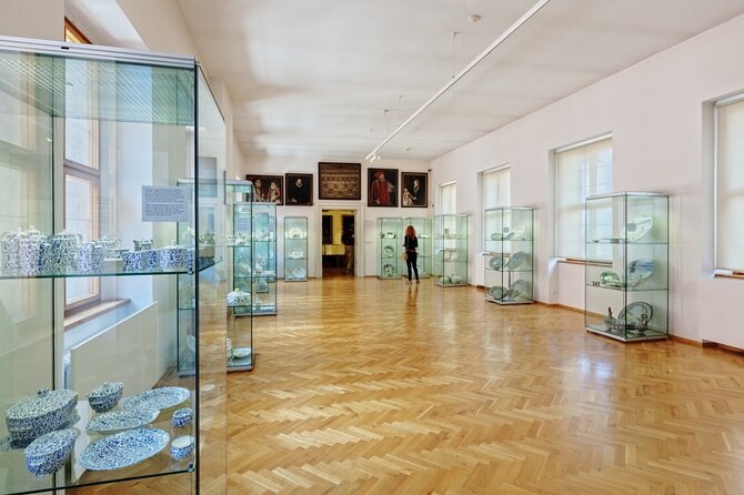 Prague Super Saver: Lobkowicz Palace Concert plus Lobkowicz Palace Museum Entrance Ticket - Check-In at the Museum Cash Desk and What Happens Next