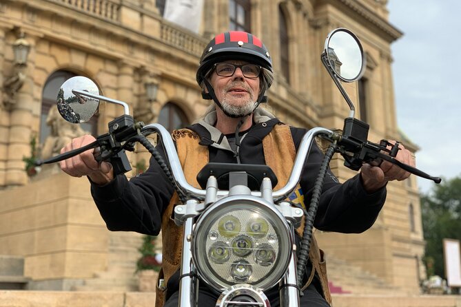 Prague Trike & e-Scooter Tour: Castle Viewpoints & Charles Bridge - Lennonova zeď, Charles Bridge, and the Narrowest Street: Central Stops, No Fuss