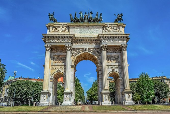 Private Best of Milan Guided Tour with Duomo, La Scala Theatre and Sforza Castle - The guide factor: why names like Anna and Emilio keep showing up