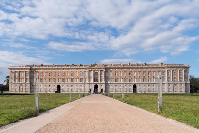Private Caserta Royal Palace & Gardens Guided Tour inc. Shuttle - Hearing every word: why headsets matter at Caserta