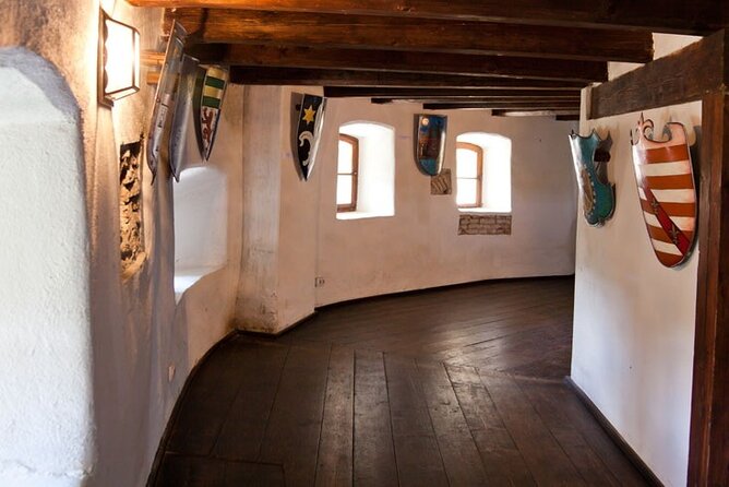 Private Day Tour in Transylvania, Peles and Bran Castles from Brasov - Key things I’d watch for on this Brasov castles tour