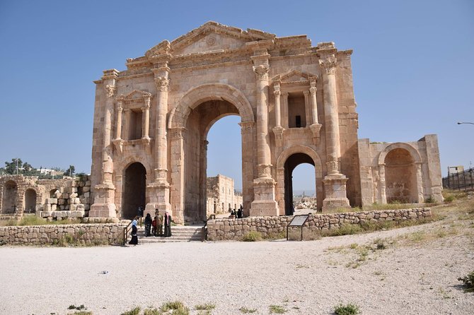 Private Day Trip to Jerash, Umm Qais and Ajloun Castle from Amman - Food and Breaks: How to Stay Comfortable on the Road