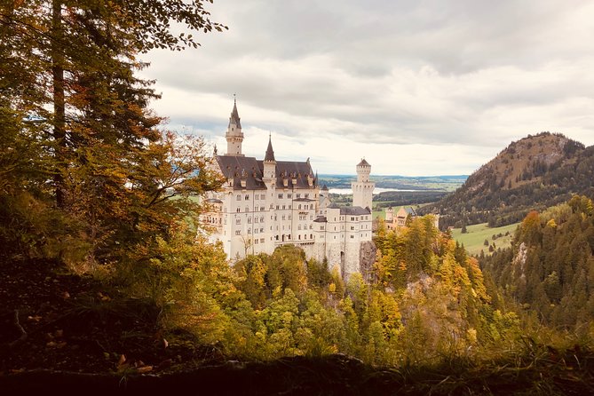 Private Full-Day Tour of Neuschwanstein Castle from Innsbruck - How the day actually feels: pace, food breaks, and what to wear