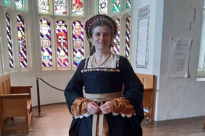 Private Guided Tour Secrets of the Six Wives Hampton Court Palace - Getting There and Timing Your Day at Hampton Court