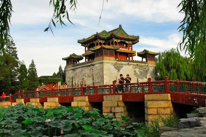 Private Half Day Tour to Beijing Panda House and Summer Palace - Stop 1: Beijing Zoo’s Panda House (how the one-hour visit feels)