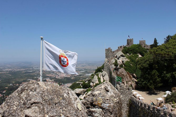 Private Half Day Tour to Sintra and Pena Palace from Lisbon - Timing, crowds, and road closures: how this day can change