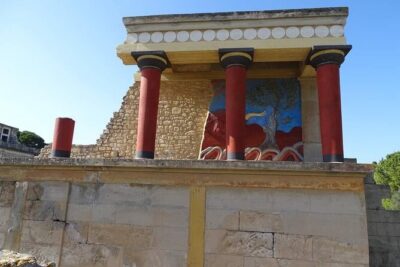 PRIVATE-Knossos Palace-Zeus Cave-Olive Oil Tasting-Old Villages - Omalia olive press tasting: where Cretan oil becomes real
