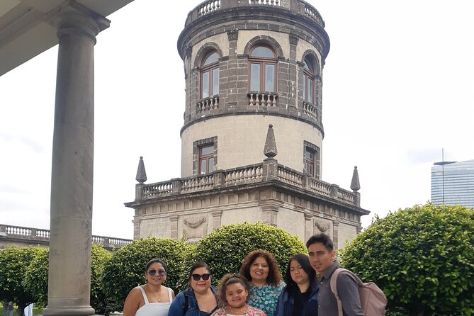 PRIVATE Tour Chapultepec Castle - English guidance and private-group comfort