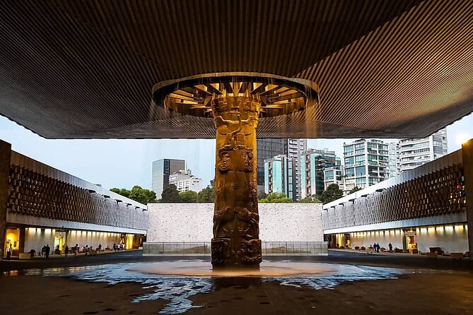 PRIVATE Tour Downtown & Anthropology Museum & Chapultepec Castle - Chapultepec Castle and the Kids Heroes: Where the City Starts Looking Like a Movie