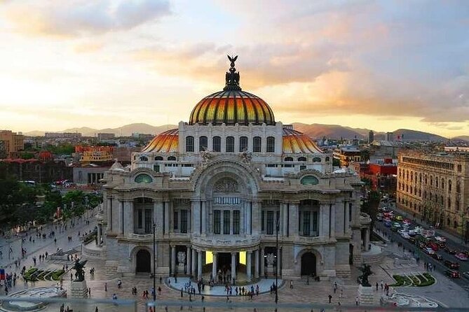 PRIVATE Tour Downtown & Anthropology Museum & Chapultepec Castle - Reforma Avenue to the Alameda Central: El Ángel and the City’s Pulse Between Stops