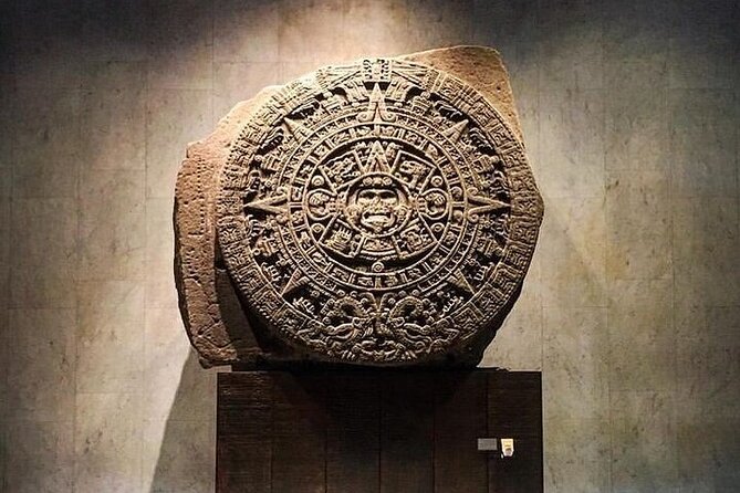 PRIVATE Tour Downtown & Anthropology Museum & Chapultepec Castle - Templo Mayor Area: A Quick Portal to Pre-Hispanic Mexico