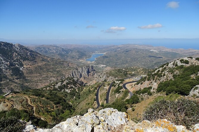 Private Tour-Knossos Palace Zeus Cave Olive Oil Mill & Wine - Psychro pottery workshop: making something, not just watching