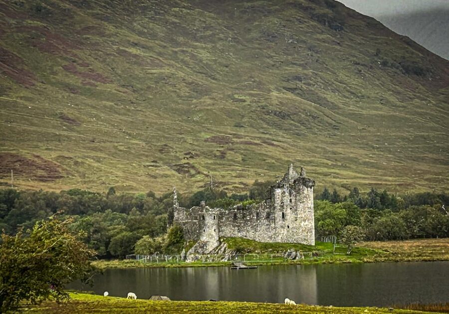 Private Tour of Highlands, Lochs & Castles from Edinburgh - Luss on Loch Lomond: 30 minutes in a village people actually slow down for