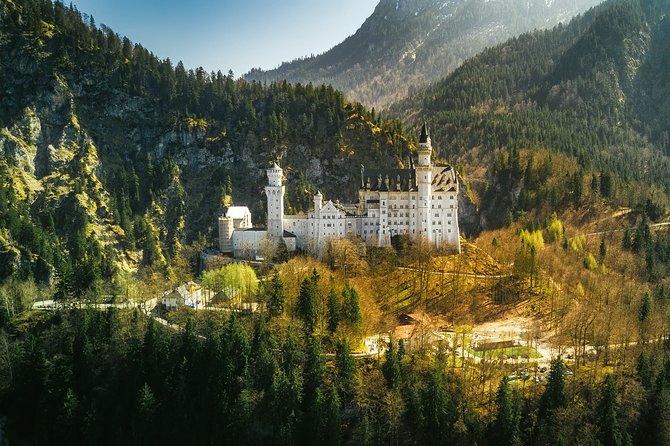 Private Tour of Neuschwanstein Castle & Highline 179 from Munich - Price and logistics: what you’re really paying for