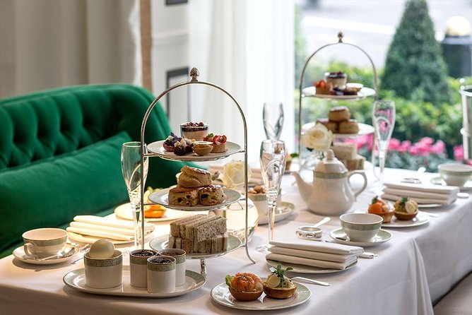 Private Tour: Royal High Tea At Kensington Palace Gardens - Round Pond and Diana’s statue: emotion meets design