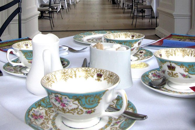 Private Tour: Royal High Tea At Kensington Palace Gardens - Kensington Palace Gardens walk: your route, your tempo