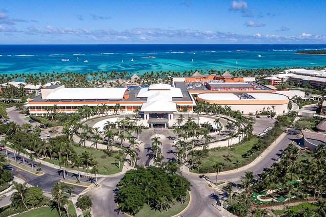 Private Transfer Punta Cana Airport to/from Barcelo Bavaro Palace - Why This Punta Cana Transfer Feels Worth It